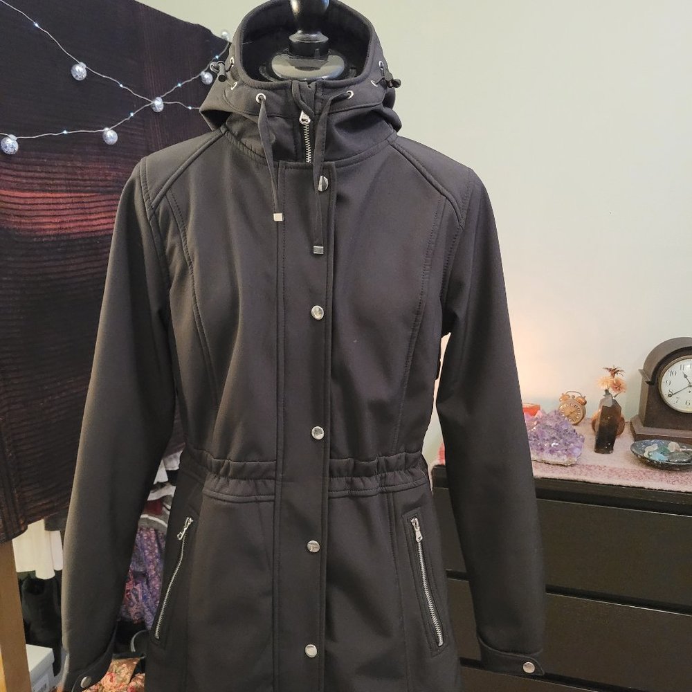 Wind-resistant Coat